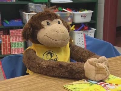 Sign up: Free Monkey In My Chair kit for Kids With Cancer