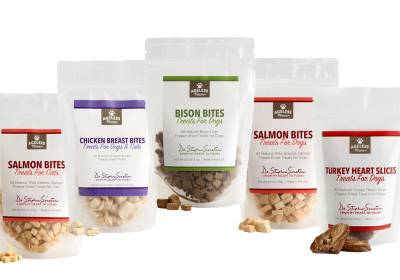 Free Sample of Ageless Paws Freeze Dried Treats