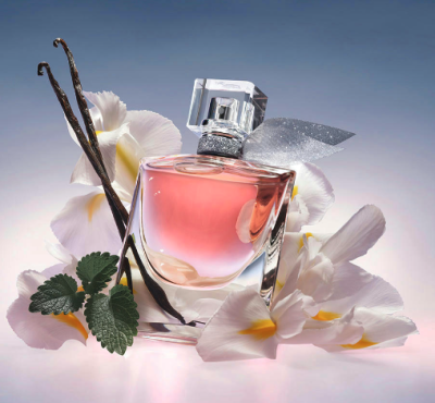 Free Sample of La Vie Est Belle Eau De Parfum