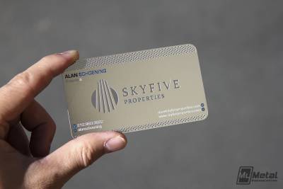 Free Sample of Metallic Business Card