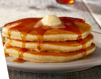 free short stack of buttermilk pancakes